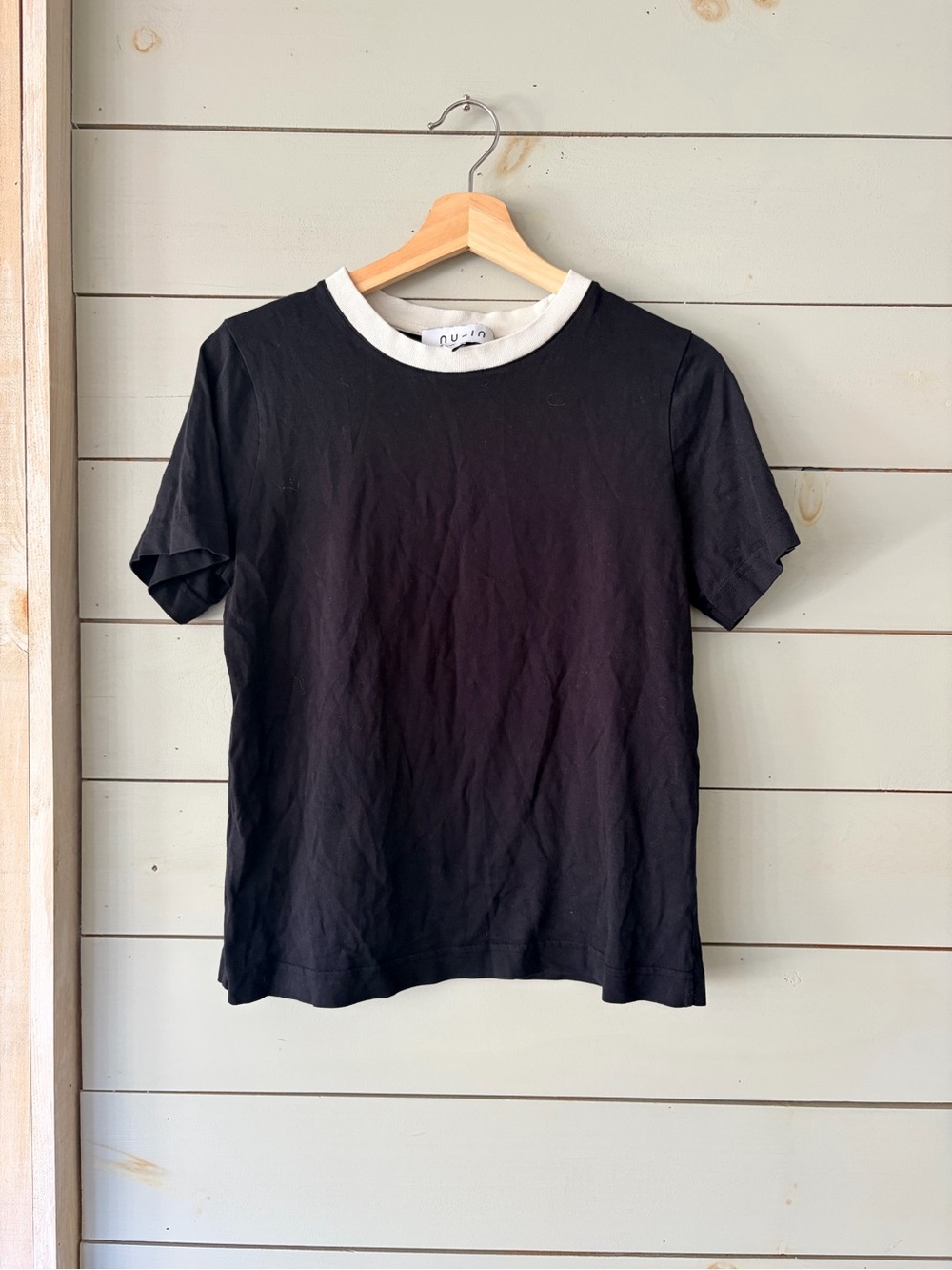 NU-IN Black & White Contrast Ringer T-Shirt – Size M